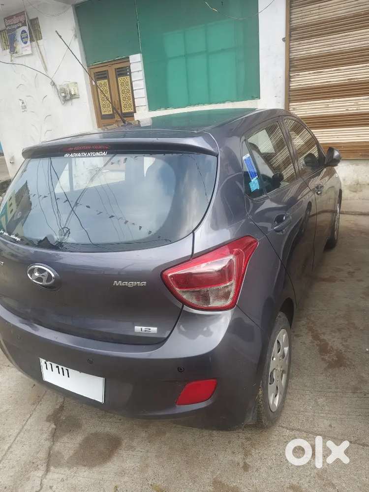 Hyundai Grand I10 2016 Petrol Well Maintained