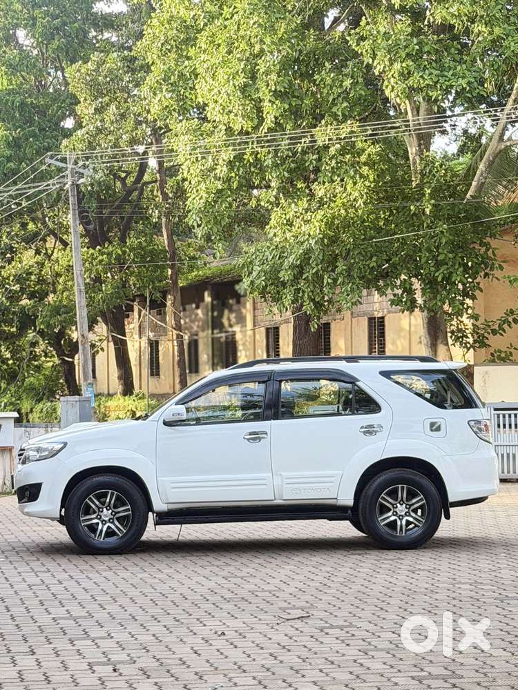 Toyota Fortuner 3.0 4x4 Manual, 2013, Diesel