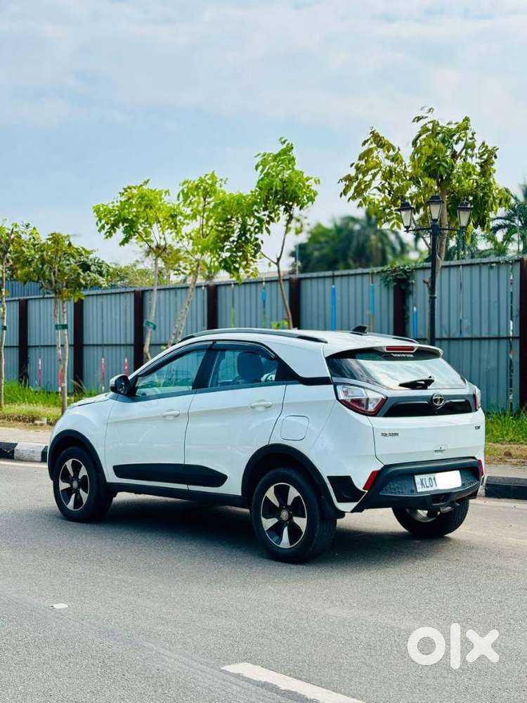 Tata Nexon 1.5 Revotorq Xza Plus, 2019, Petrol