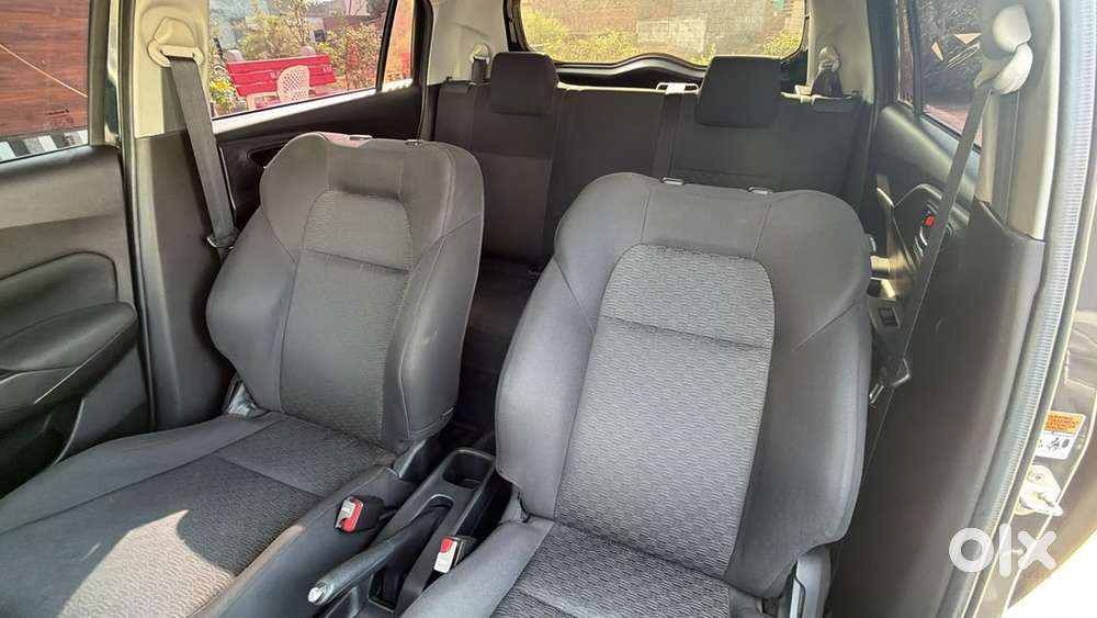 Maruti Swift Vxi 2025