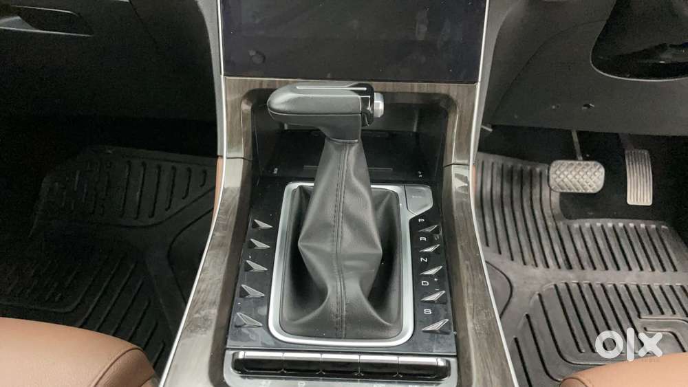 Mg Hector Plus Savvy Pro 1.5 Turbo Petrol Cvt 6 Str, 2023, Petrol