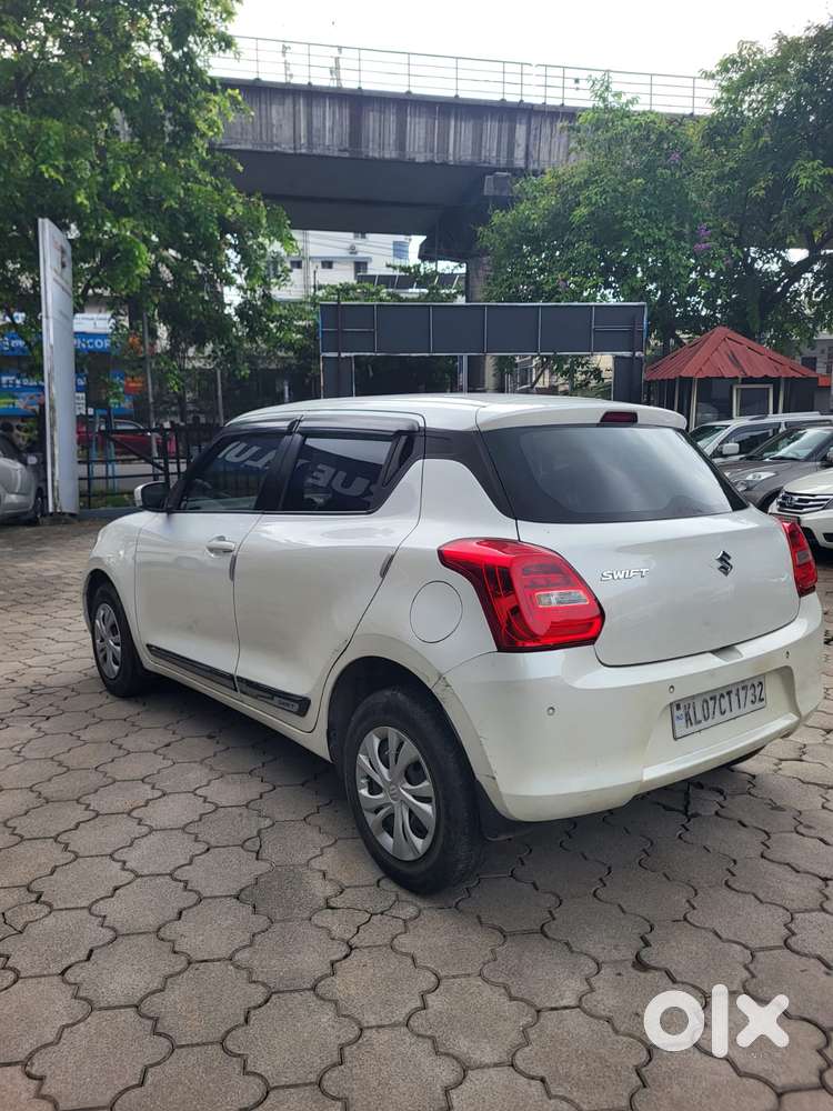 Maruti Suzuki Swift Vxi + Manual, 2019, Petrol