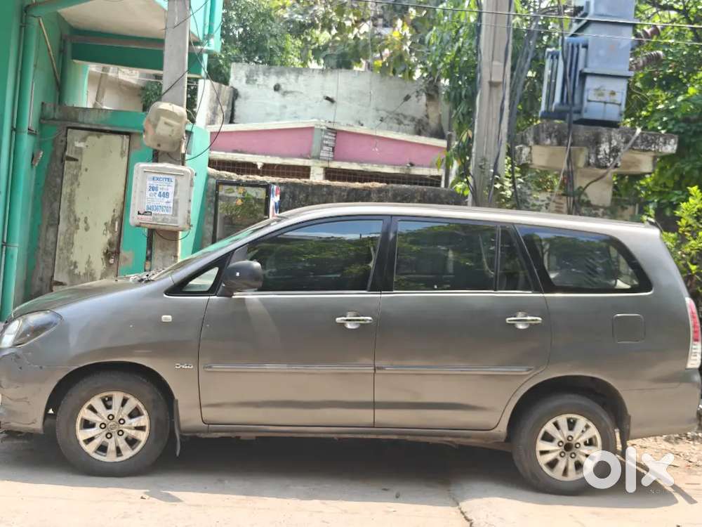 Toyota Innova 2009 Diesel 144246 Km Driven