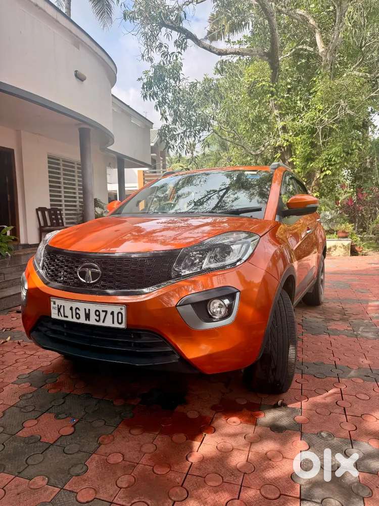 Tata Nexon Revotron 2019 Xza+ Etna Orange