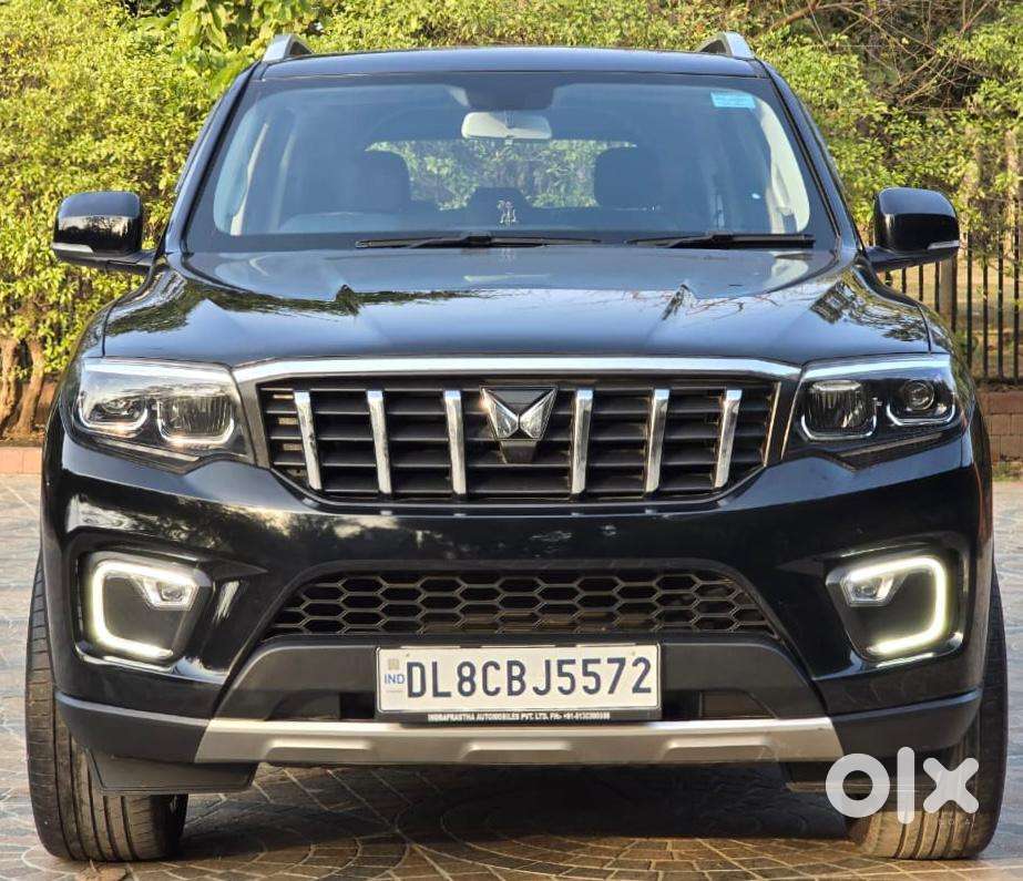 Mahindra Scorpio N Z8 Petrol At 7 Str, 2025, Petrol