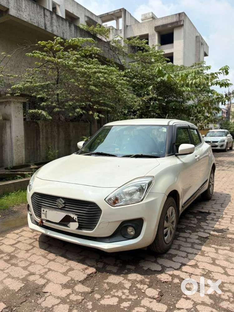 Maruti Suzuki Swift Vxi + Manual, 2018, Petrol