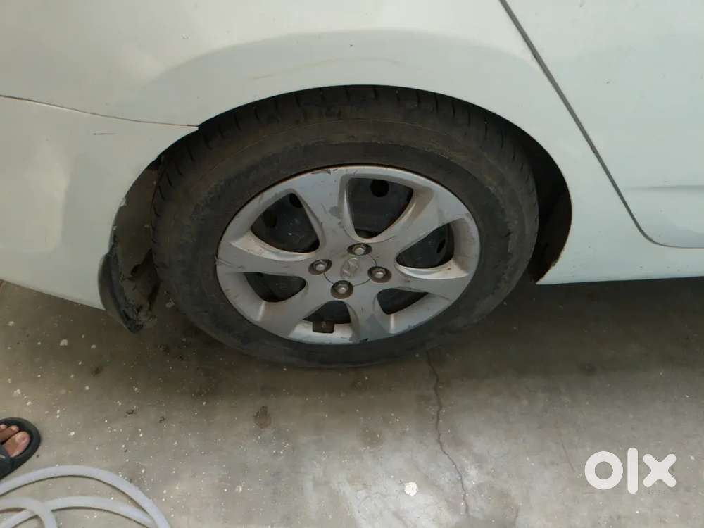 Hyundai Verna 2012 Cng & Hybrids 94000 Km Driven