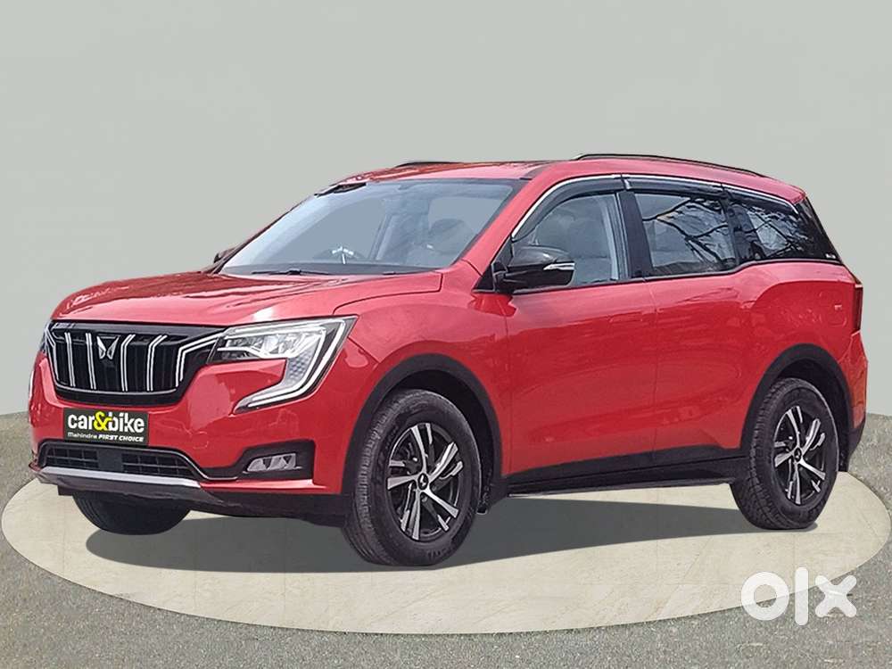 Mahindra Xuv700 2.0 Ax 5 Petrol Mt 7 Str, 2022, Petrol