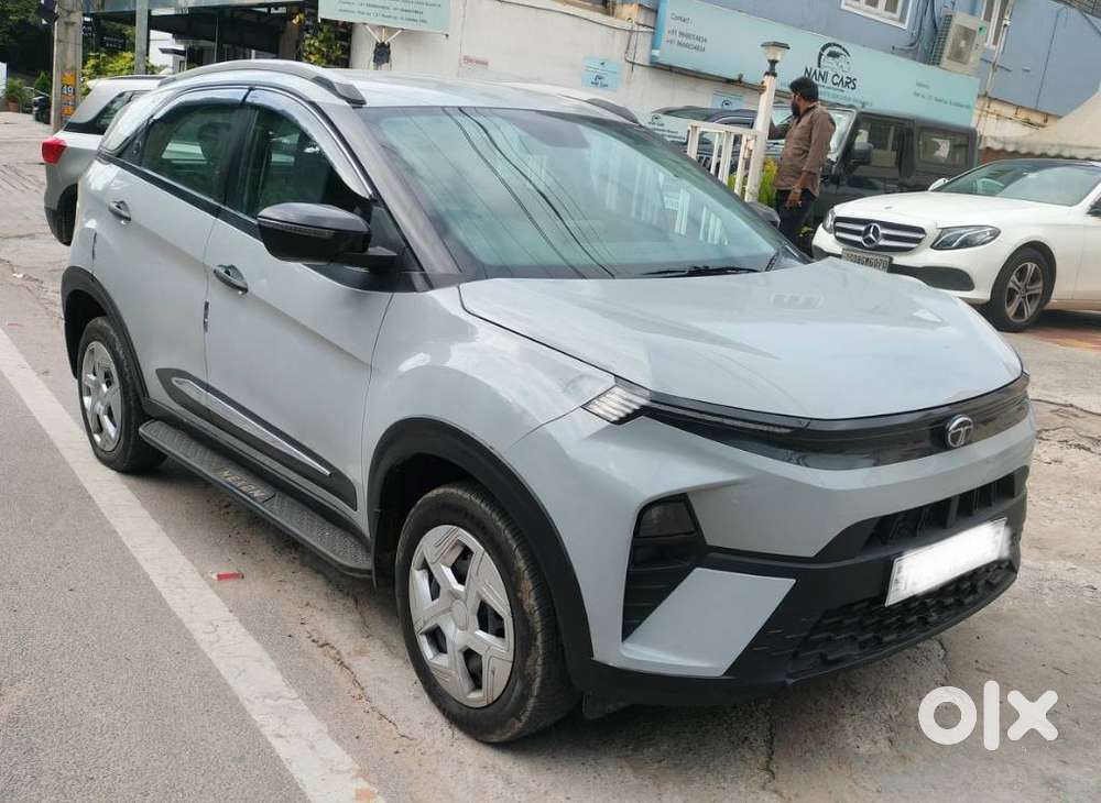 Tata Nexon, 2024, Petrol