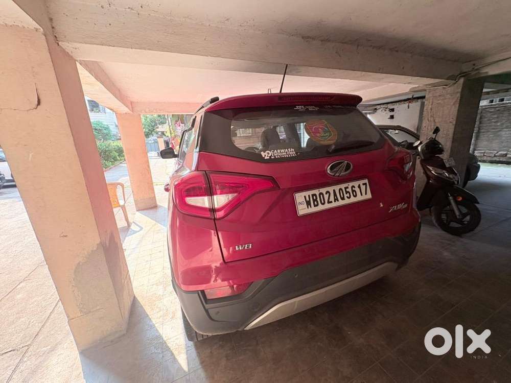 Mahindra Xuv300 2020 Petrol Well Maintained