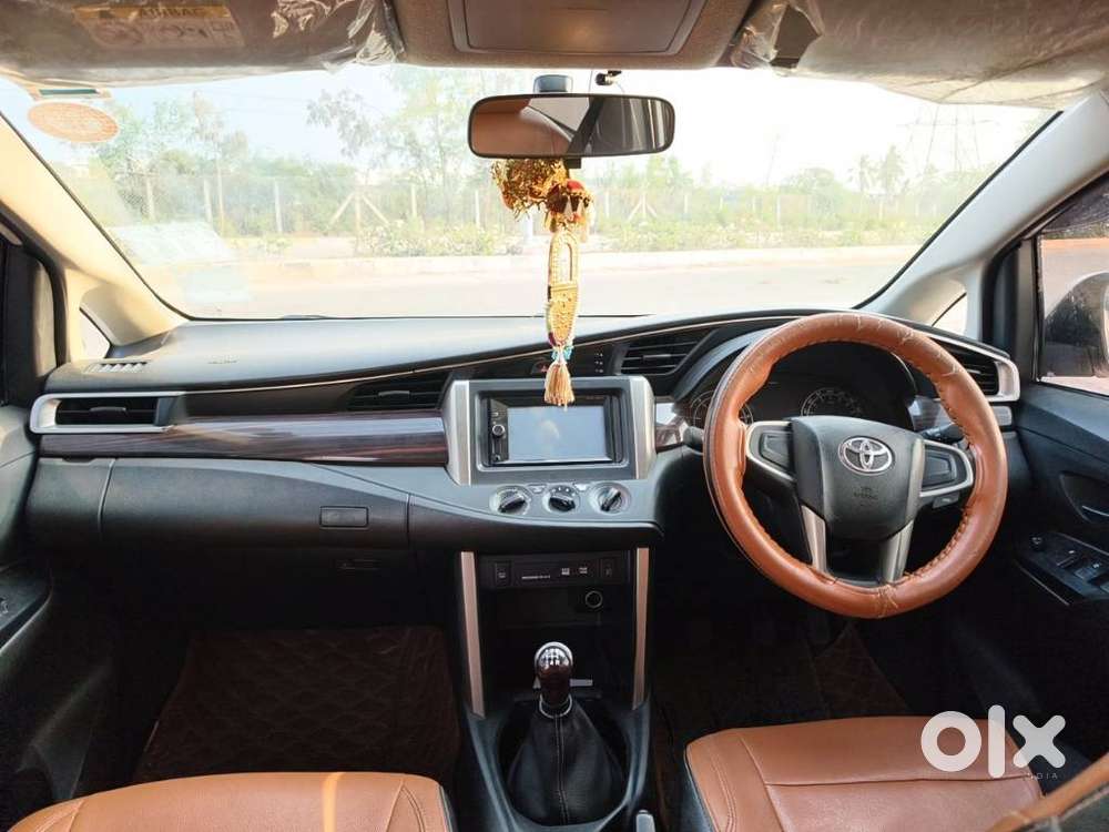 Toyota Innova Crysta 2.4 G Mt 8s, 2018, Diesel