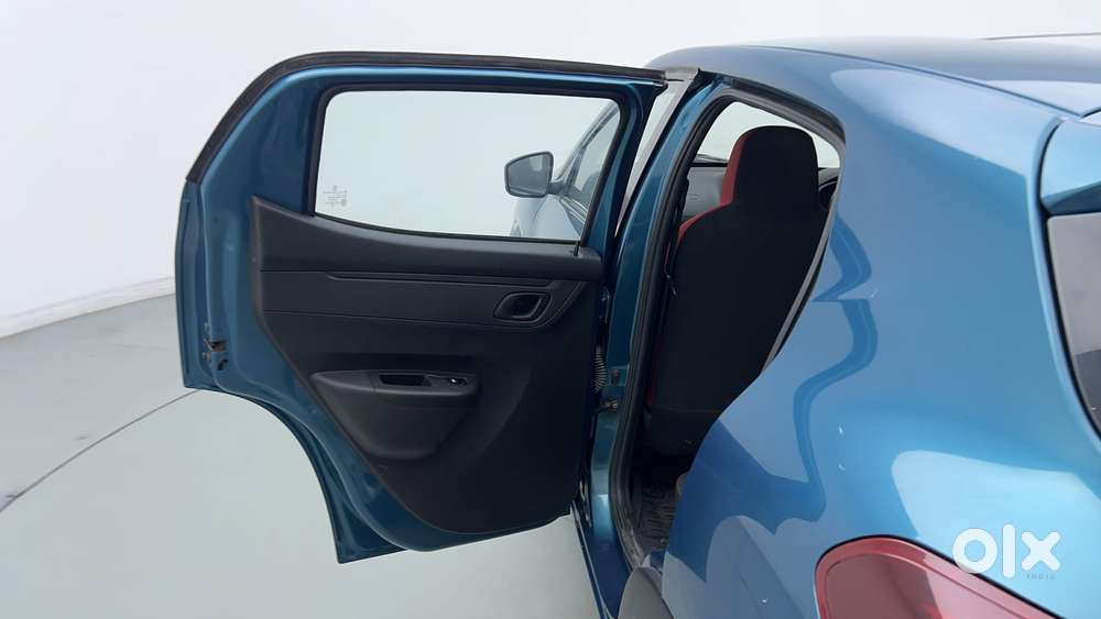 Renault Kwid 2015-2019 1.0 Rxt Amt, 2022, Petrol