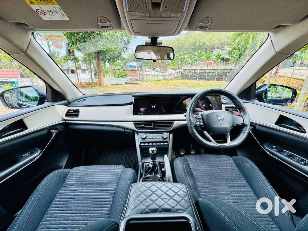Mahindra Xuv700 2.2 Ax 5 Diesel Mt 7 Str, 2023, Diesel