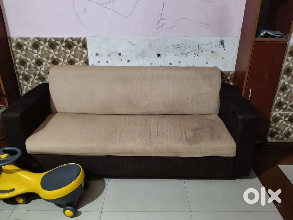 5 Sitter Sofa for Selling