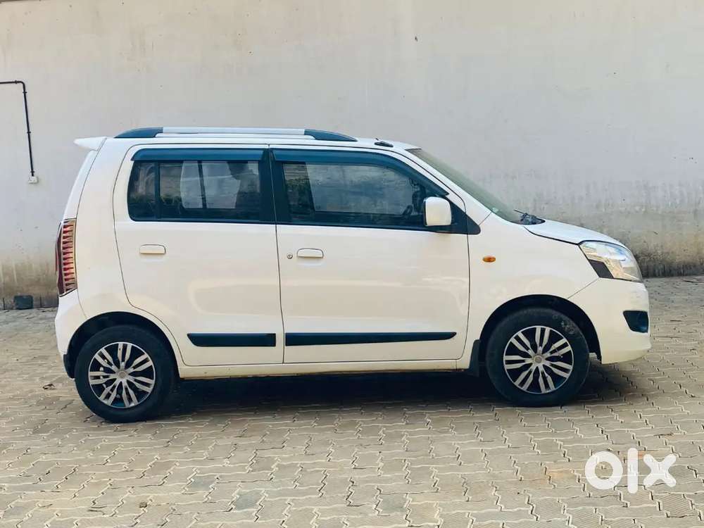 2016 Model Wagon R Vxi  Neet And Clean