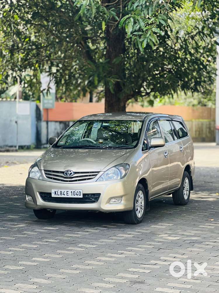 Toyota Innova 2.5 G (diesel) 7 Seater, 2010, Diesel