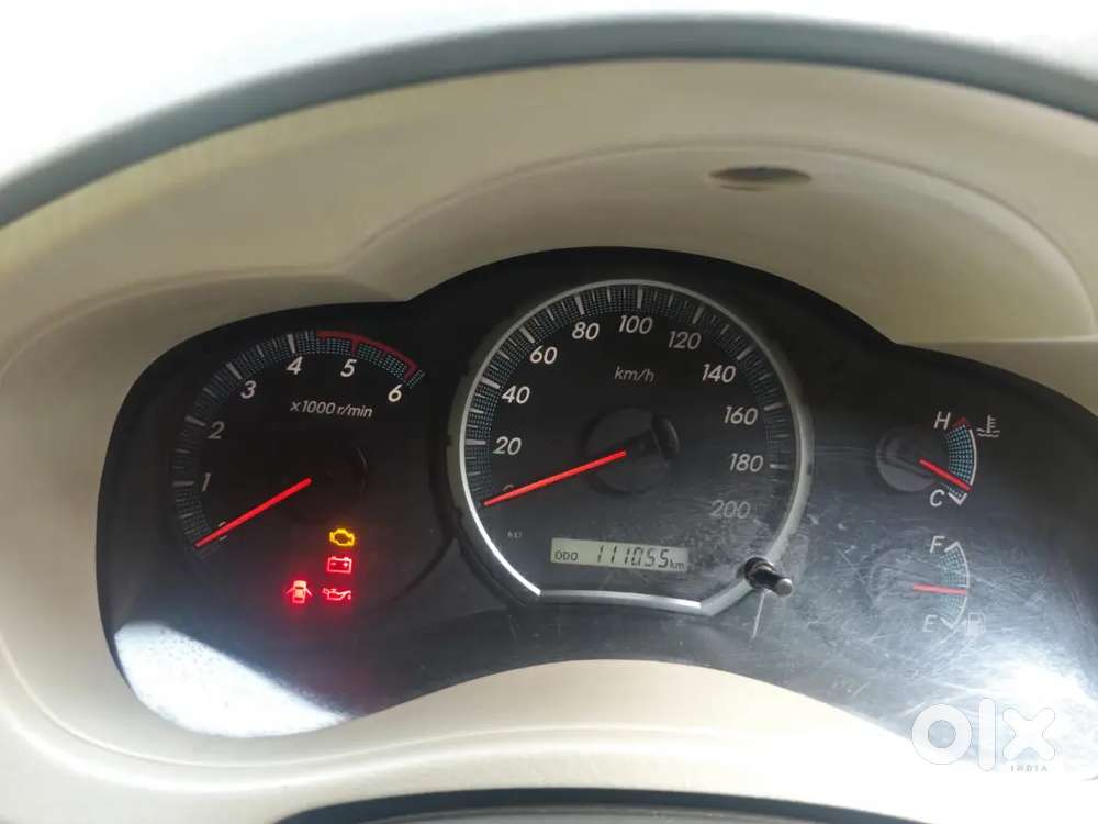 Toyota Innova 2014 Diesel Well Maintained