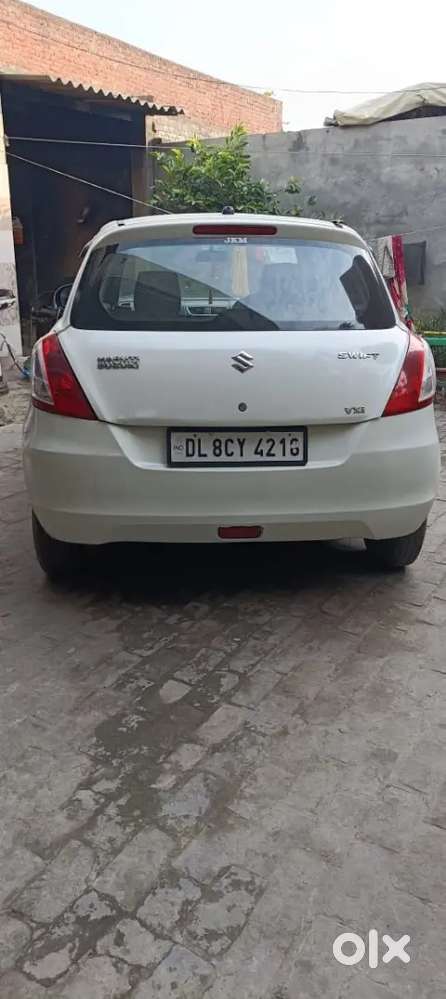 Maruti Suzuki Swift Vxi 2016