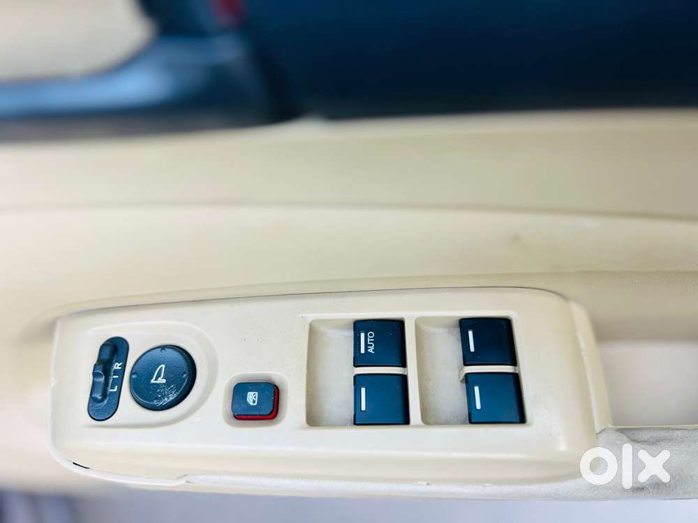 Honda City Vx Petrol Cvt, 2013