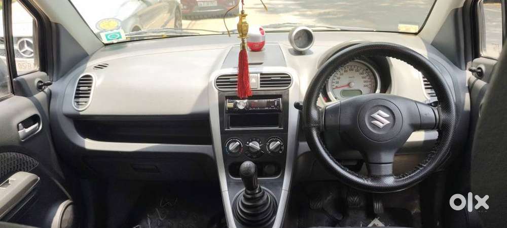 Maruti Suzuki Ritz Vxi, 2013, Petrol