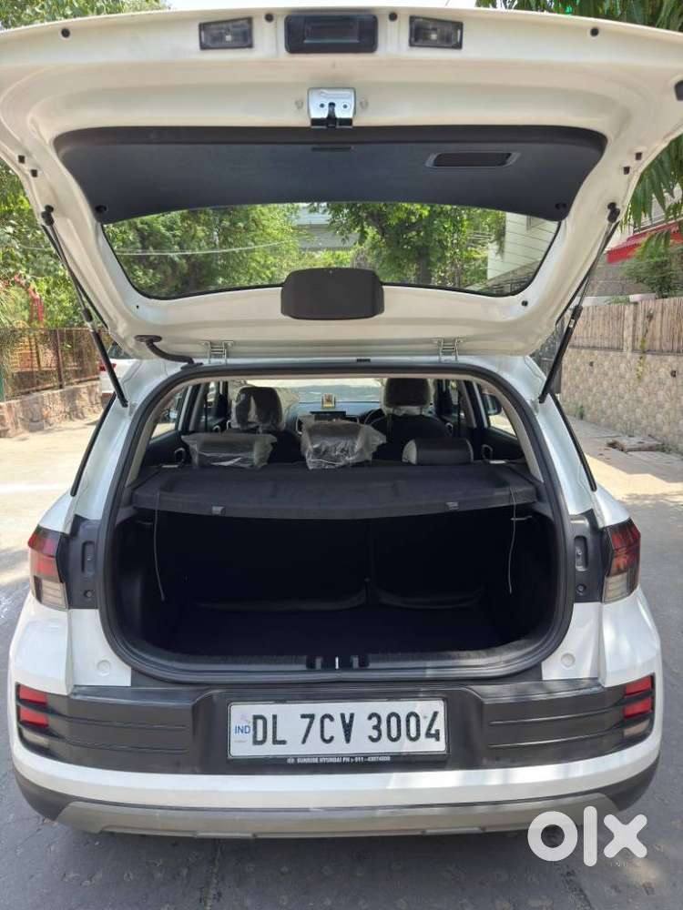 Hyundai Venue S 1.2 Petrol, 2023, Petrol