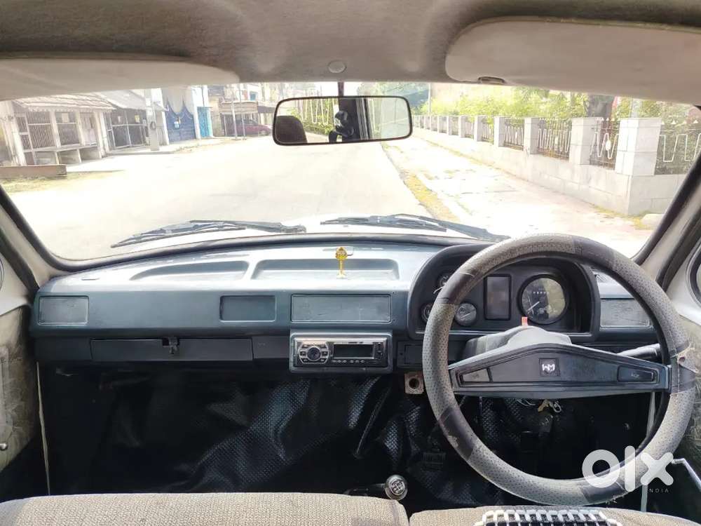 Ambassador Ambassador 2004 Diesel Well Maintained
