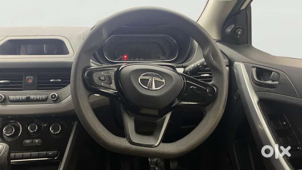 Tata Nexon 1.5 Revotorq Xm, 2020, Diesel