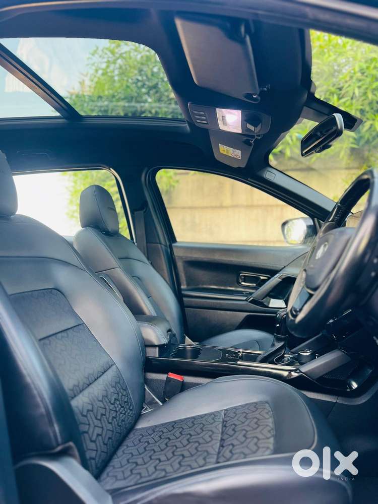 Tata Safari 2.0 Xza Plus 6 S Dark Edition, 2022, Diesel