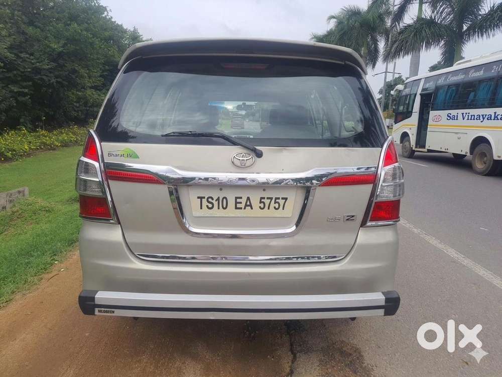 Toyota Innova Diesel 2014