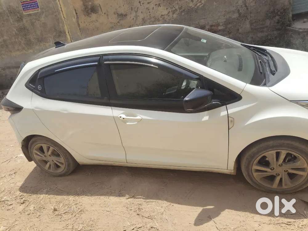 Tata Altroz 2023 Cng & Hybrids 39000 Km Driven
