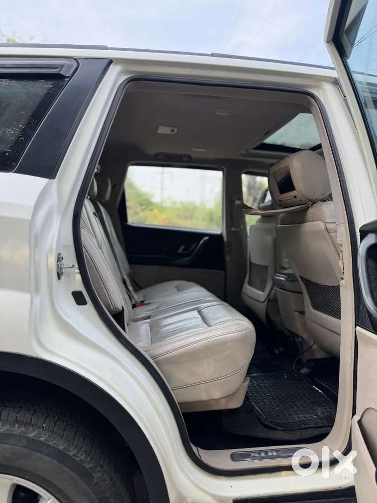 Mahindra Xuv500 2017 W10 Single Owner Sunroof