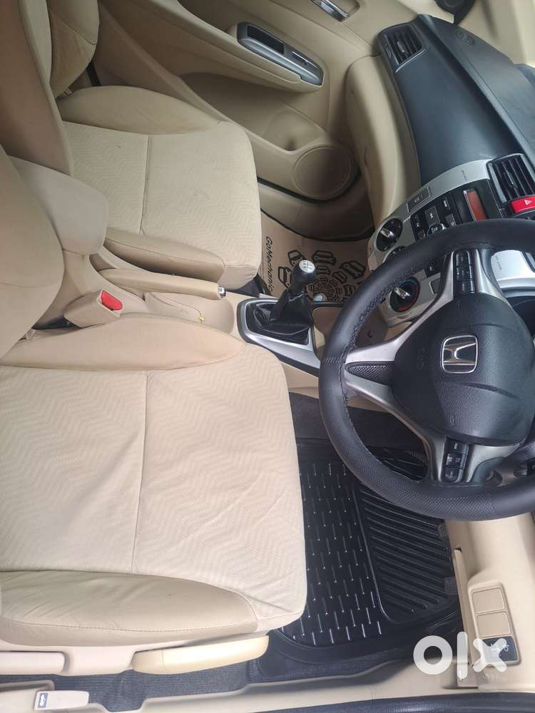 Honda City V Mt Exclusive, 2013, Petrol