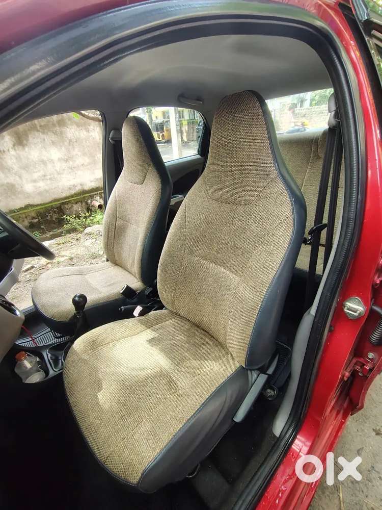 Toyota Etios 1.5 V 2011 Paper Valid 2031