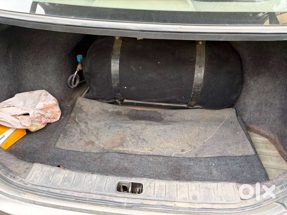 Nissan Sunny Xl Petrol + Cng