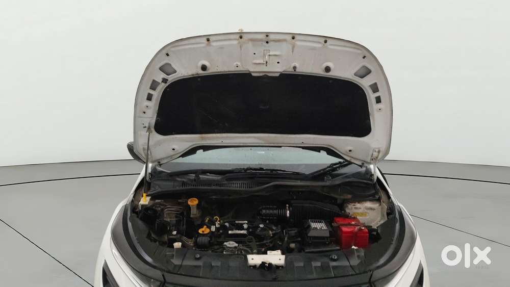 Tata Altroz 1.2 Xe, 2020, Petrol
