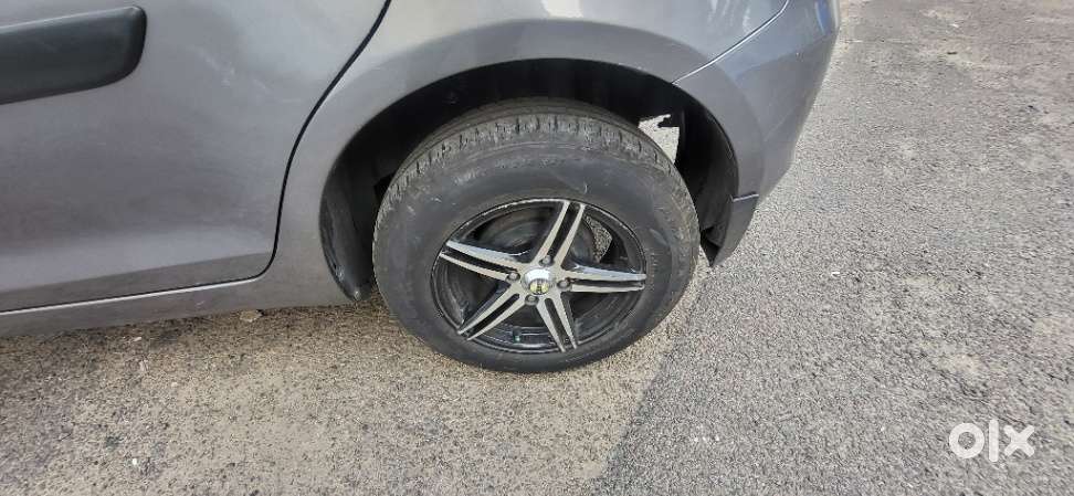 Maruti Suzuki Swift Lxi Option, 2015, Petrol