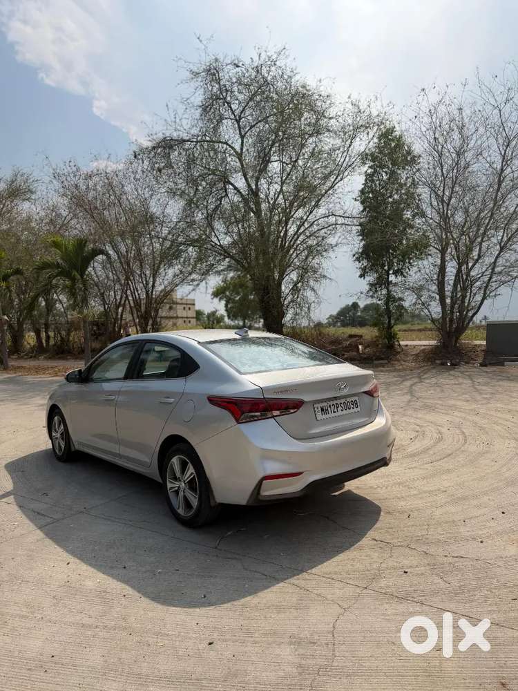 Hyundai Verna Sx Auto Diesel 
Oct 2017 Model 
1st Owner 
65000 Kms