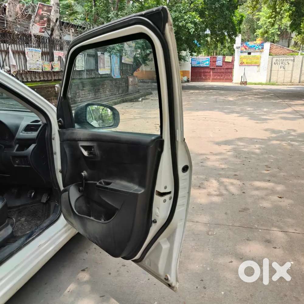 2012 Maruti Suzuki Swift Lxi