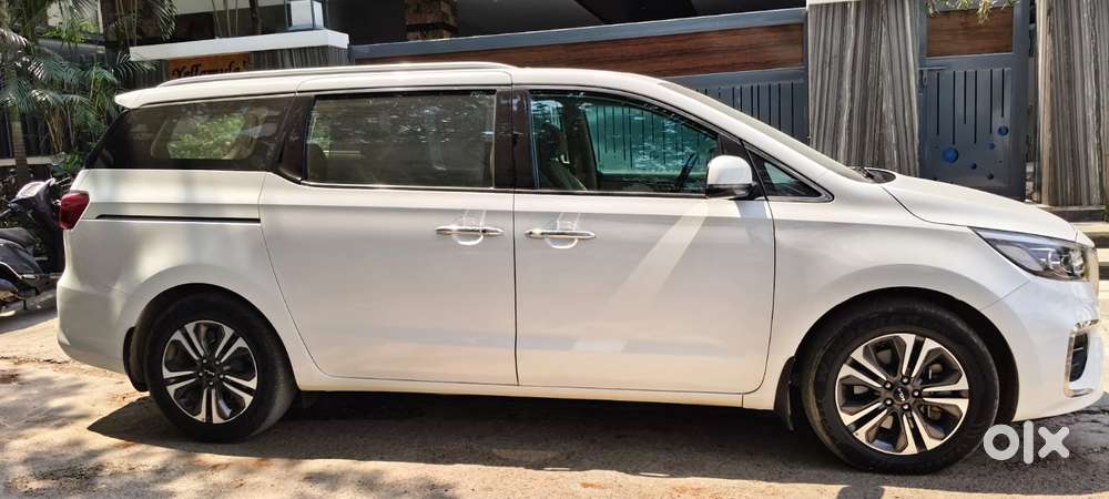 Kia Carnival Limousine Plus 7 Str, 2022, Diesel
