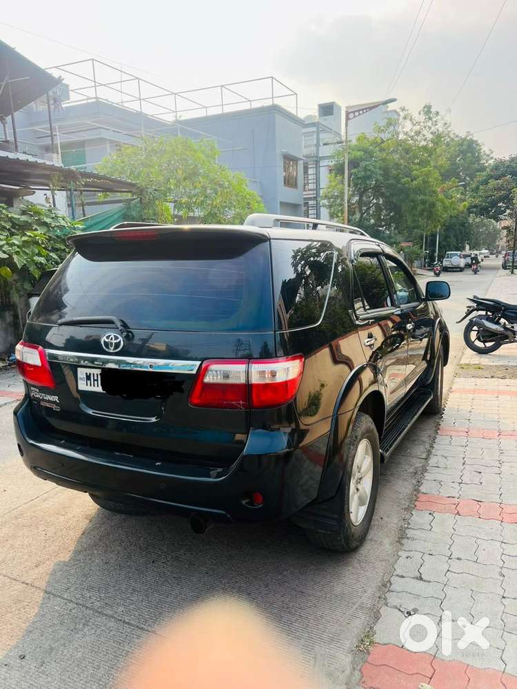 Toyota Fortuner Diesel Manual 2011
