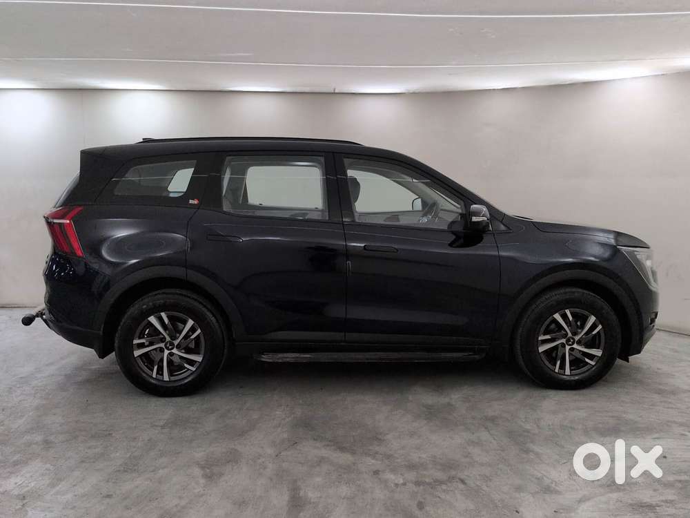 Mahindra Xuv700 2.2 Ax 5 Diesel At Str, 2024, Diesel