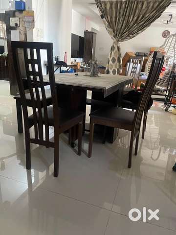 4 chair dining discount table set olx