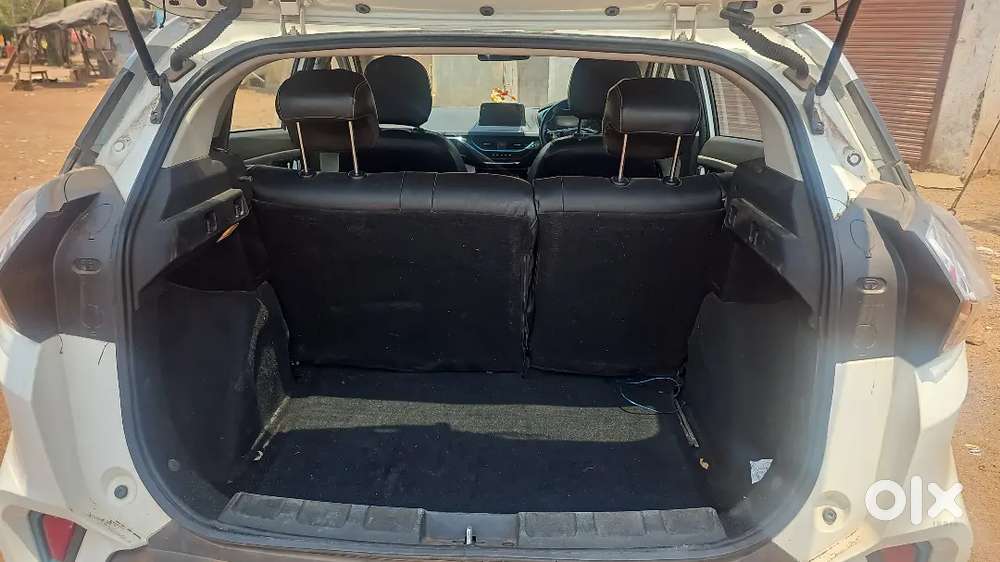 Nexon Ev Luxury Model Battery In Warranty