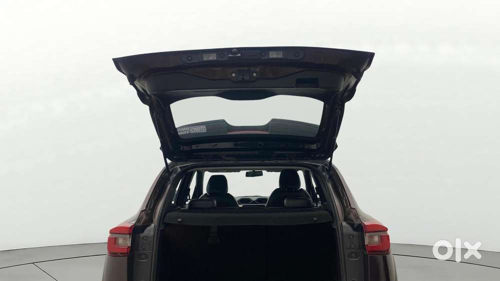 Nissan Magnite 1.0 Xv Turbo Cvt, 2021, Petrol