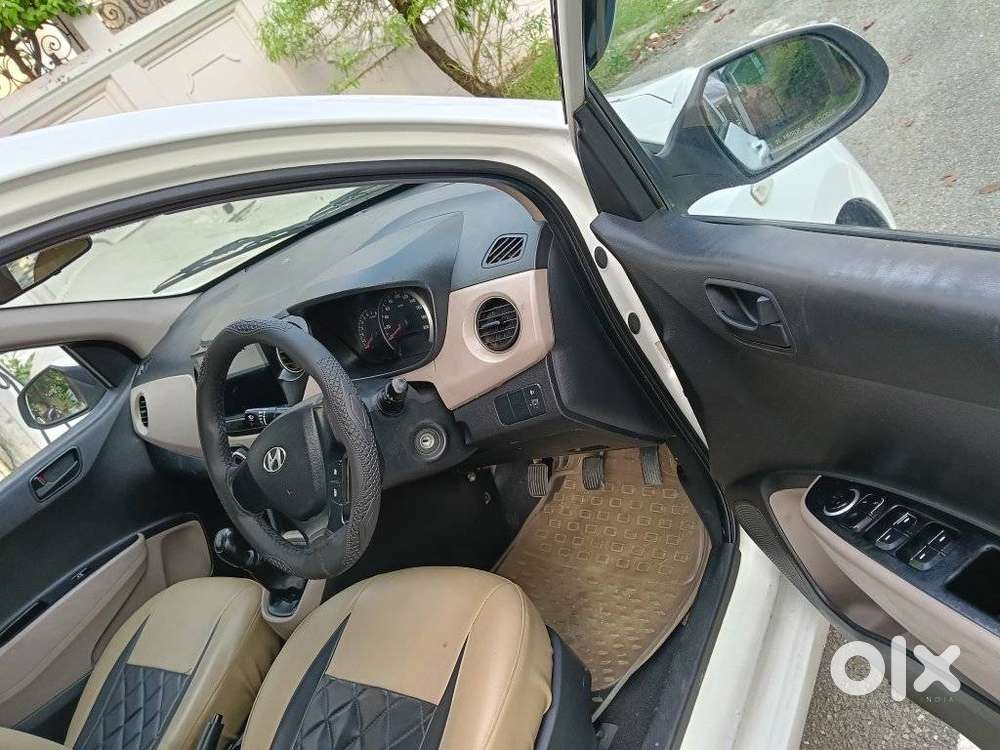 Hyundai Grand I10 Crdi Magna, 2015, Petrol