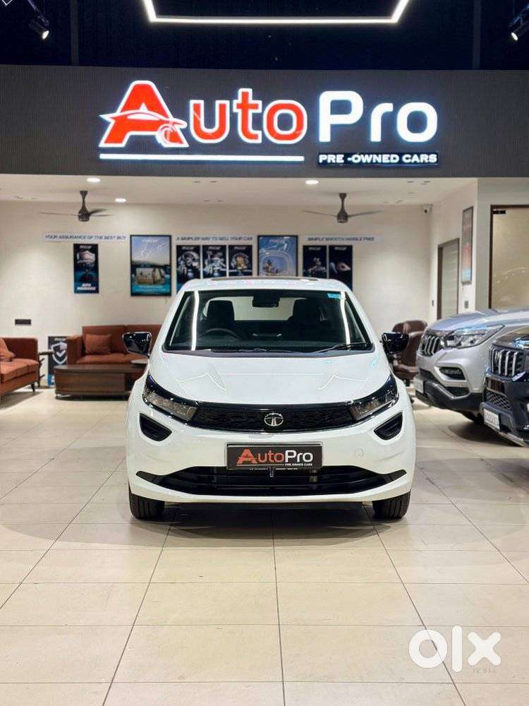 Tata Altroz Xm Plus Petrol, 2024, Petrol