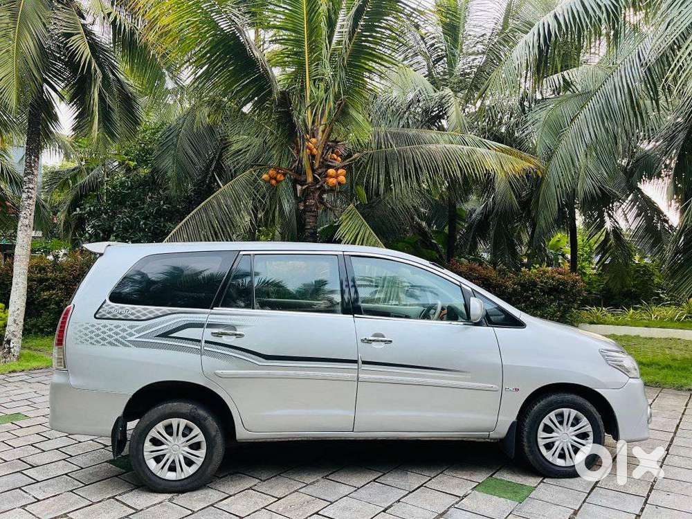 Toyota Innova 2.0 Gx 8 Str, 2011, Diesel