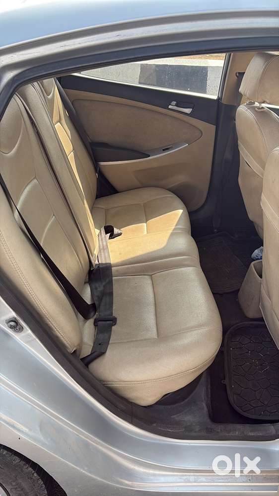 Hyundai Fluidic Verna 2012 Diesel 120000 Km Driven