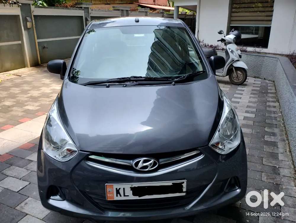 Hyundai Eon Era+2016 New Tyres Accident Free Company Service 53000 Km