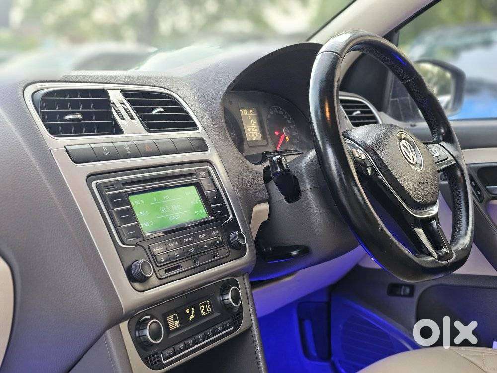 Volkswagen Vento 1.5l Tdi Highline Plus At Diesel, 2015, Diesel